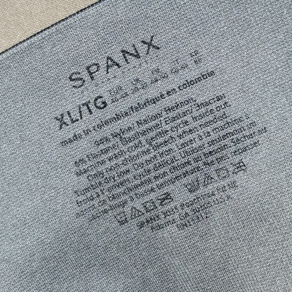 SPANX SLIMMING LEGGINGS ~ SIZE XL ~ BLUE & GRAY LEOPARD PRINT ~ HIGH WAISTED - Picture 8 of 8